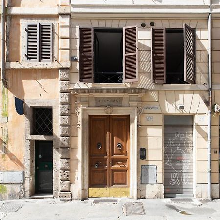 Iflat Charming Flat Close To Campo De' Fiori Рим Экстерьер фото