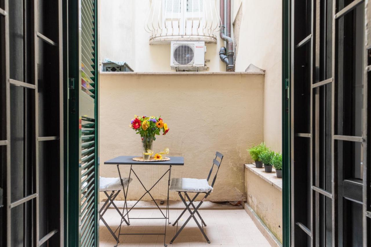 Iflat Charming Flat Close To Campo De' Fiori Рим Экстерьер фото